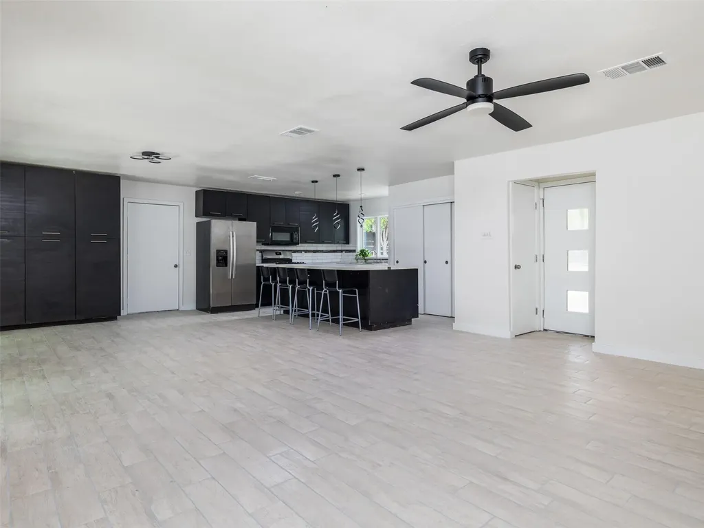 7207 Ellington Circle Austin TX 78724