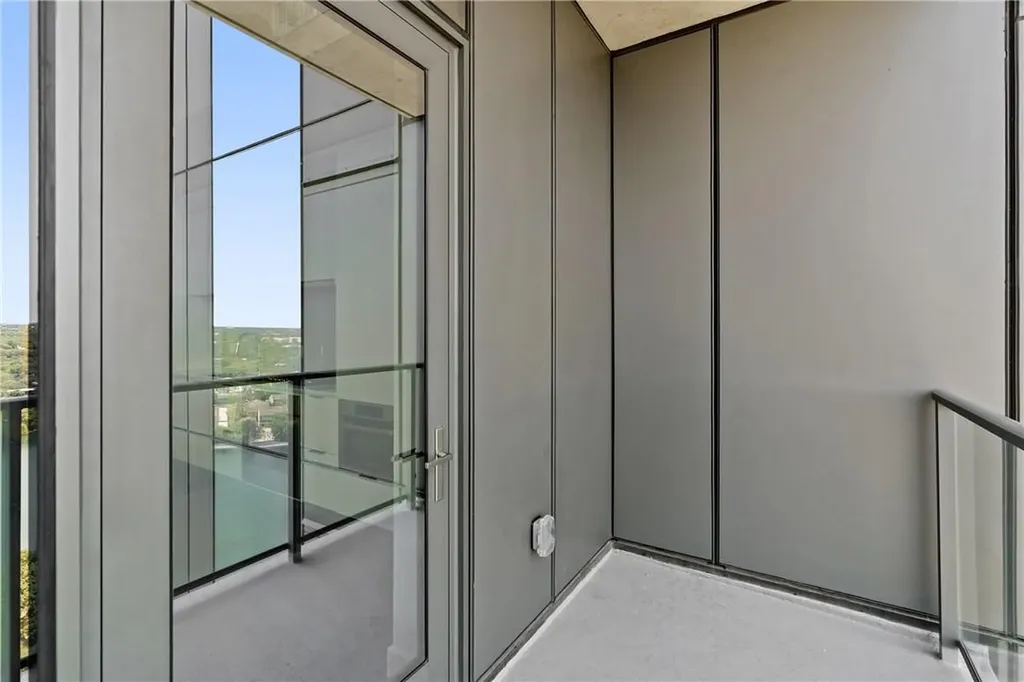 44 East Avenue Austin TX 78701