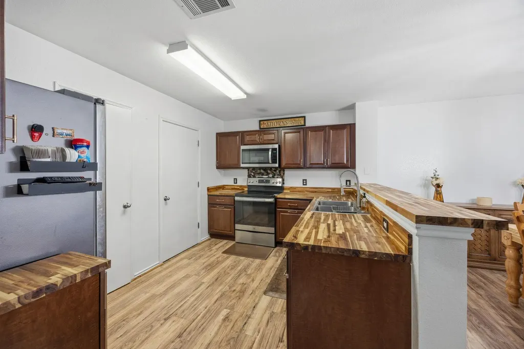12952 Wedding Drive Manor TX 78653