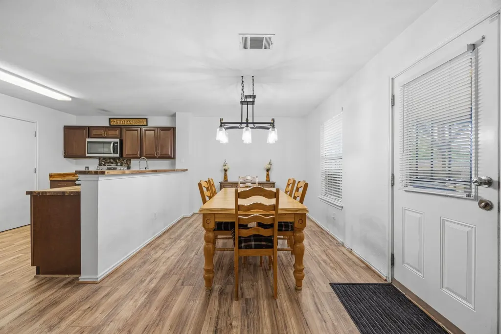 12952 Wedding Drive Manor TX 78653