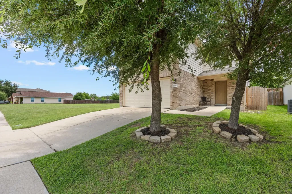 12952 Wedding Drive Manor TX 78653