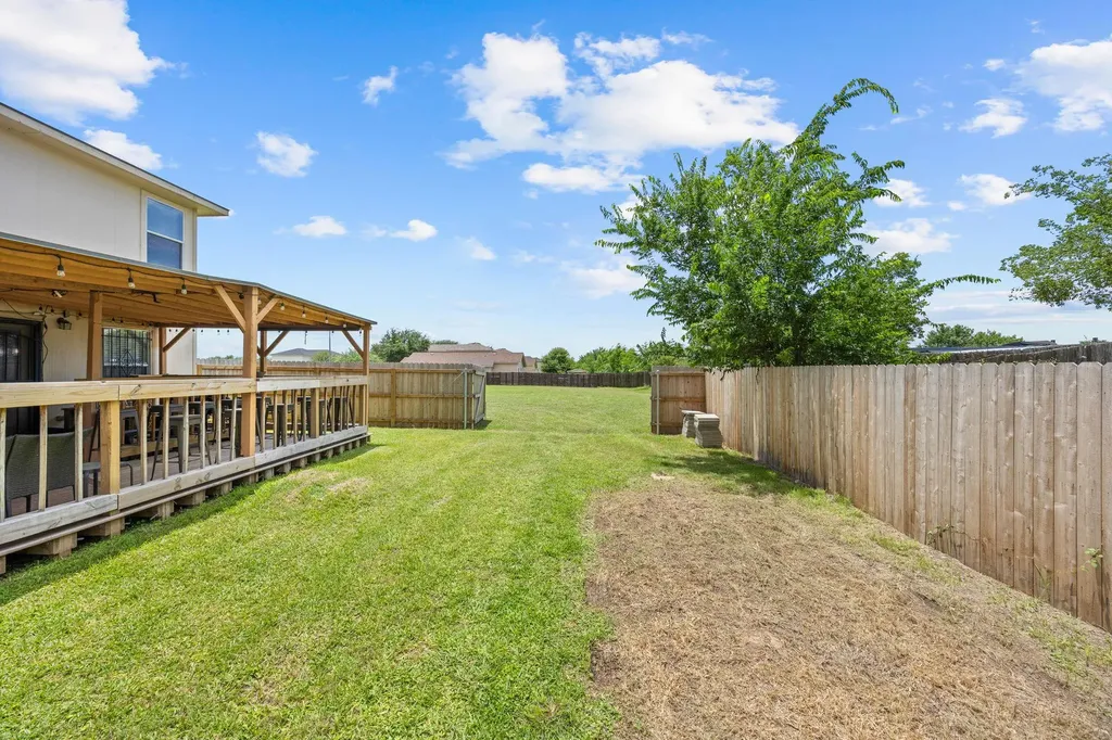 12952 Wedding Drive Manor TX 78653