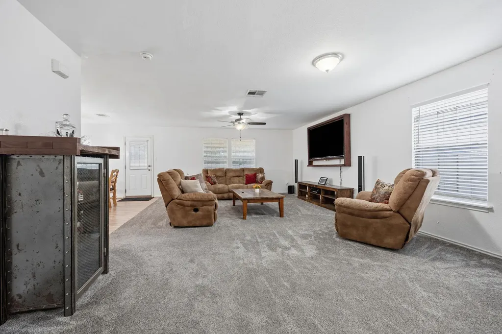 12952 Wedding Drive Manor TX 78653