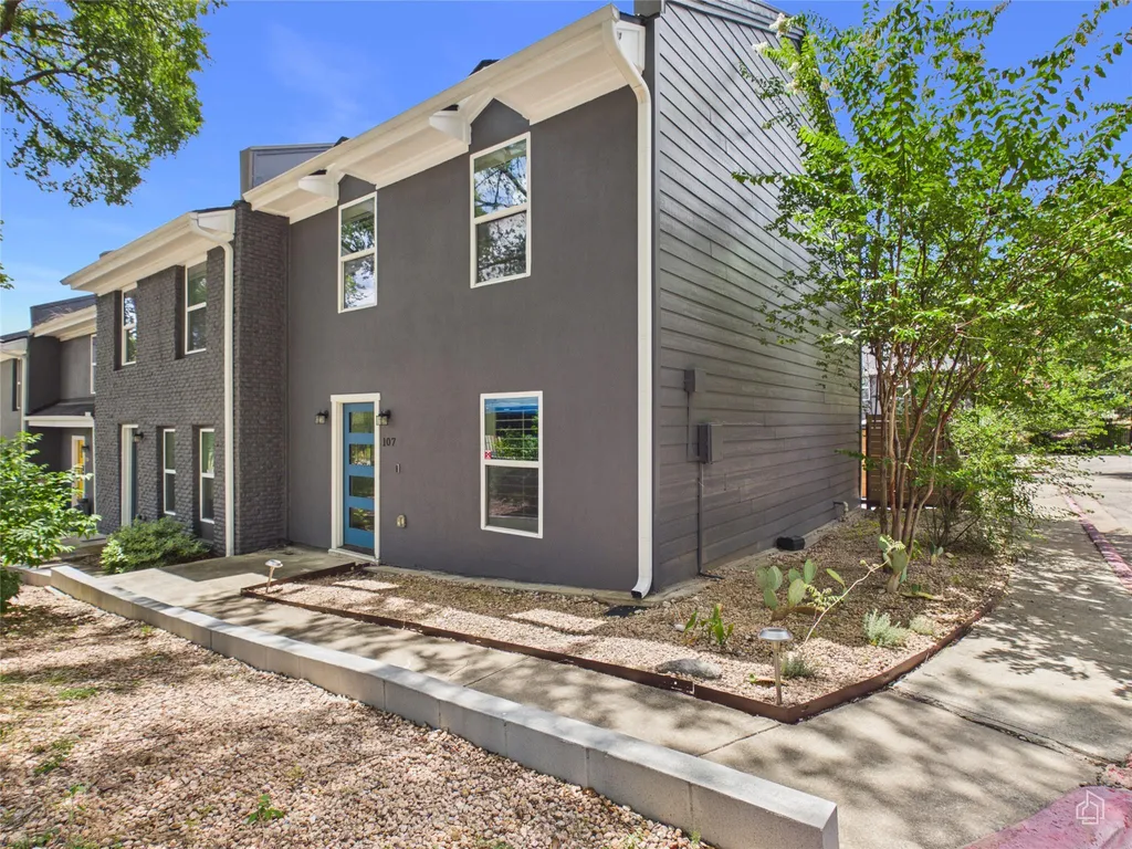 6211 Manor Road Austin TX 78723