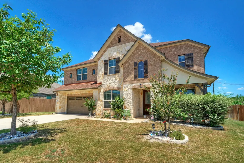 2260 Hat Bender Loop Round Rock TX 78664