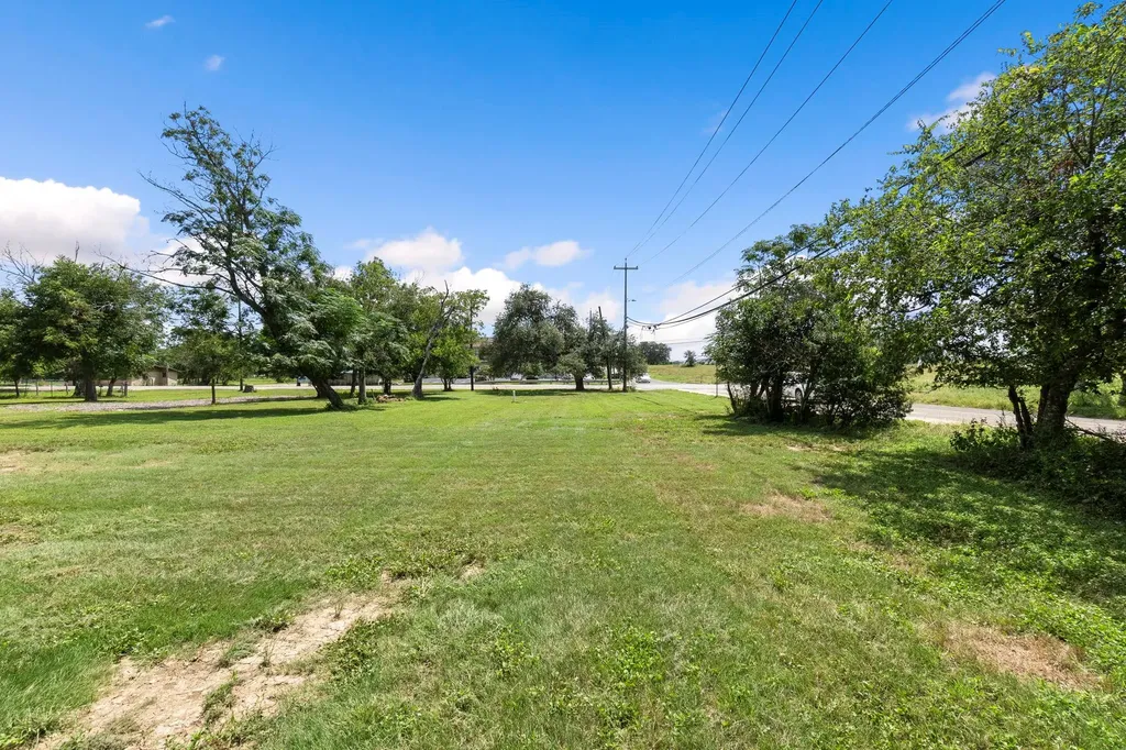 1410 N Bishop Street San Marcos TX 78666