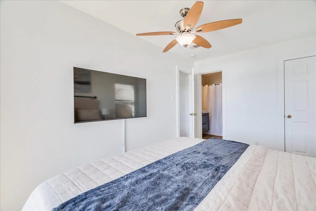 101 Island Drive Horseshoe Bay TX 78657