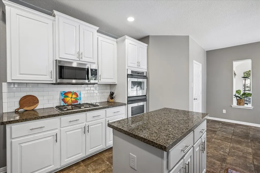 13000 Titus Court Austin TX 78732