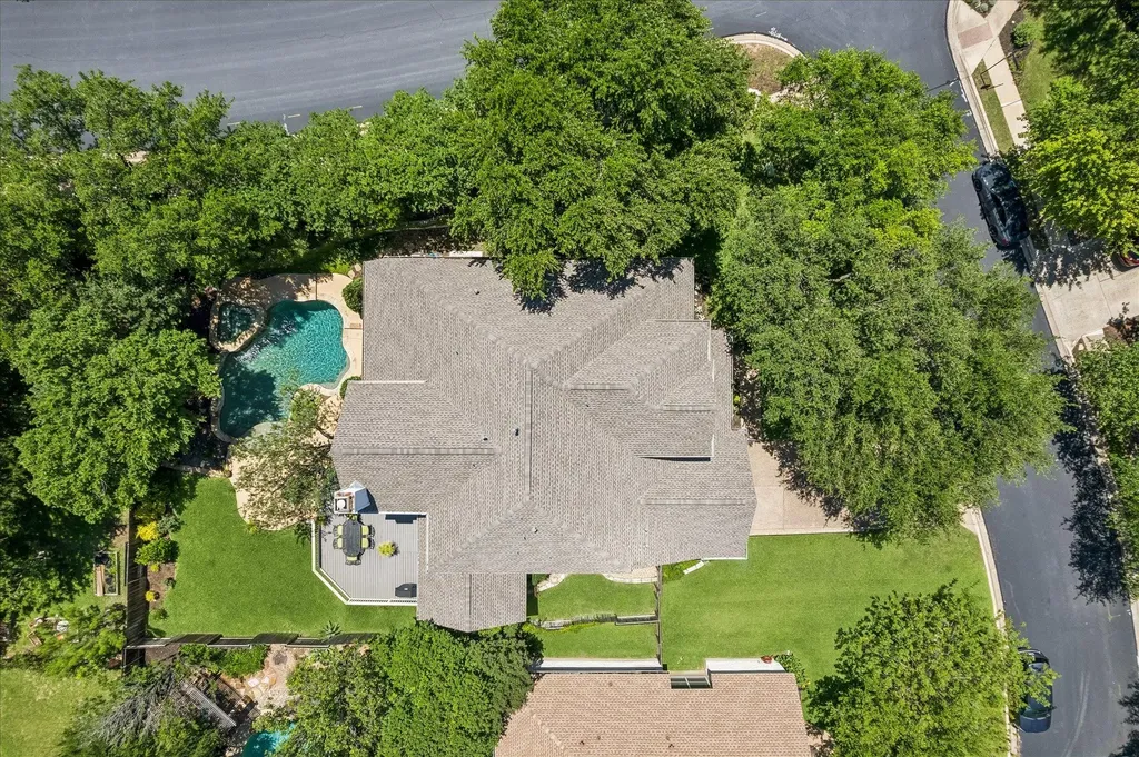 13000 Titus Court Austin TX 78732