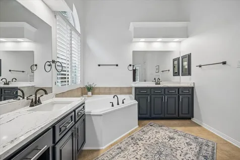 13000 Titus Court Austin TX 78732