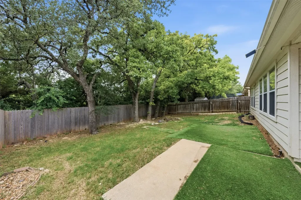 725 Kingfisher Lane Leander TX 78641