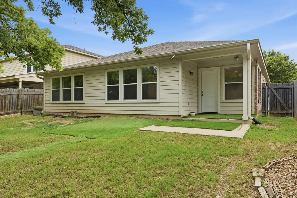 725 Kingfisher Lane Leander TX 78641