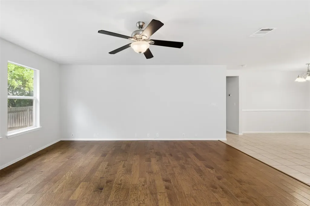 725 Kingfisher Lane Leander TX 78641