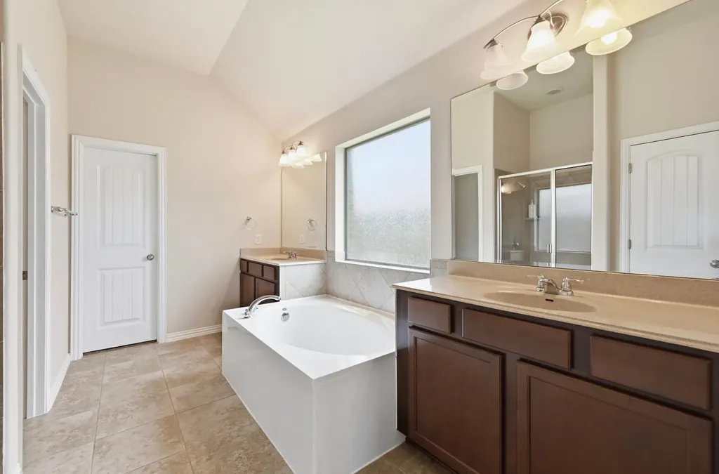 877 Hot Spring Valley Buda TX 78610