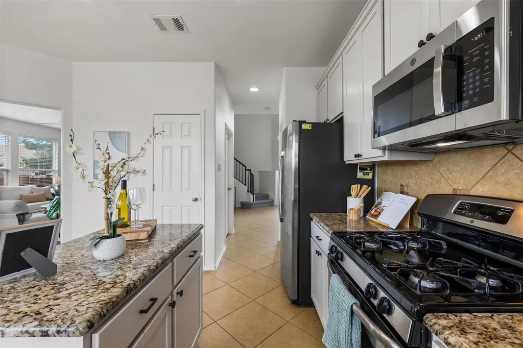 11304 Running Brush Lane Austin TX 78717