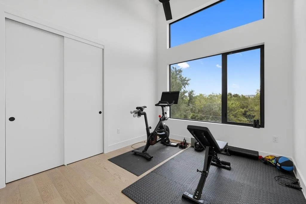 1712 Saracen Road Austin TX 78733