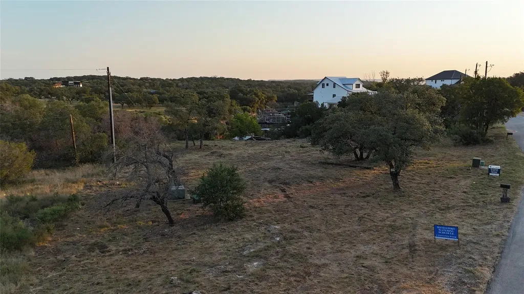 22520 S Felicia Drive Spicewood TX 78669