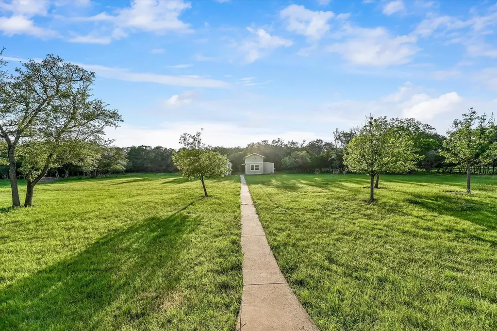 222 Peabody Place Dripping Springs TX 78620