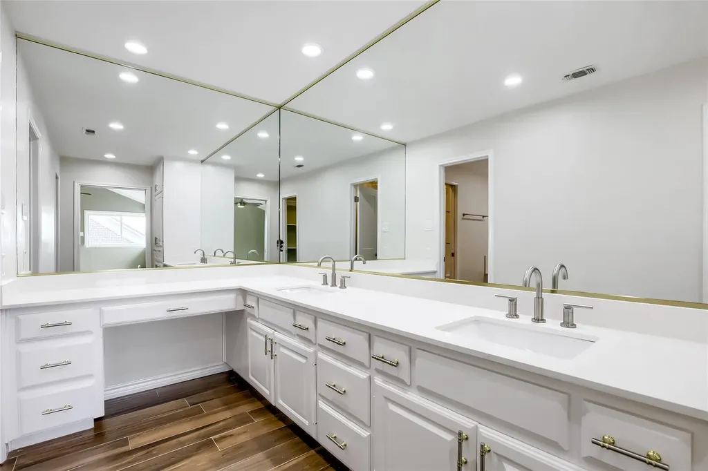 6806 Winterberry Drive Austin TX 78750