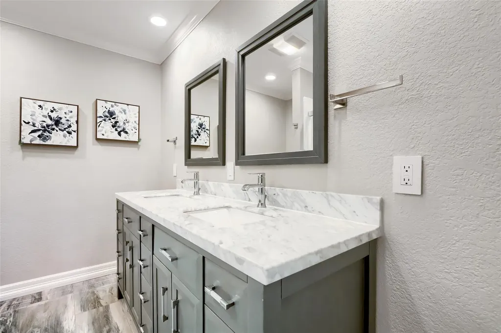 6806 Winterberry Drive Austin TX 78750