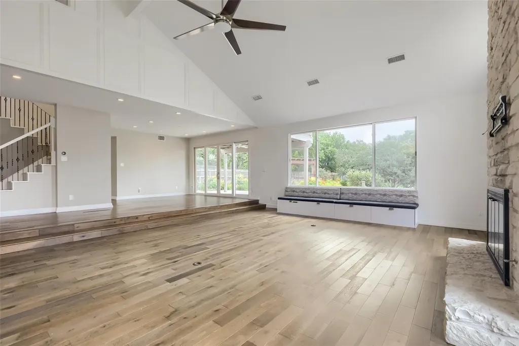 6806 Winterberry Drive Austin TX 78750