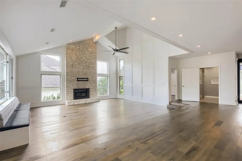 6806 Winterberry Drive Austin TX 78750