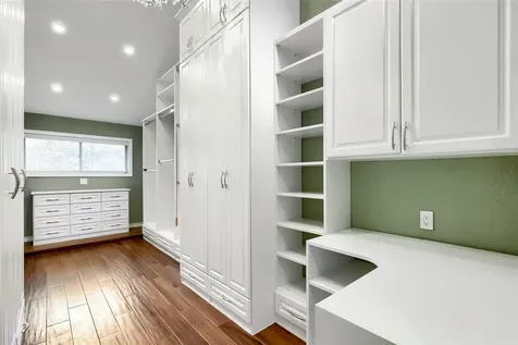 6806 Winterberry Drive Austin TX 78750