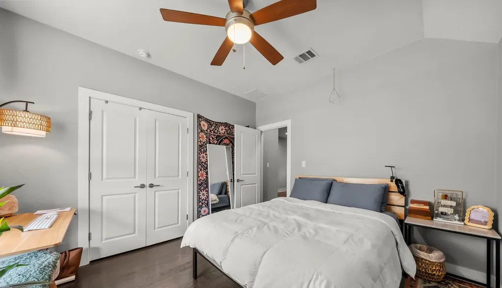 1012 S San Marcos Street Manor TX 78653