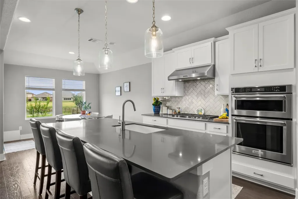 1012 S San Marcos Street Manor TX 78653