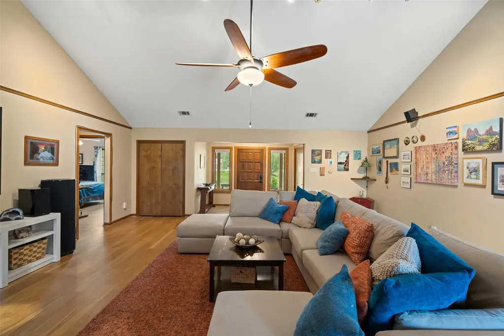 9905 Murmuring Creek Drive Austin TX 78736