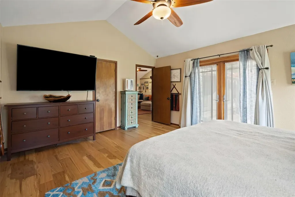 9905 Murmuring Creek Drive Austin TX 78736