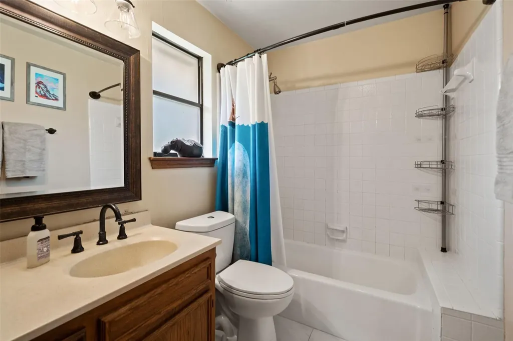 9905 Murmuring Creek Drive Austin TX 78736