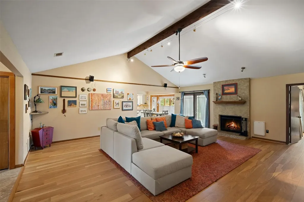 9905 Murmuring Creek Drive Austin TX 78736
