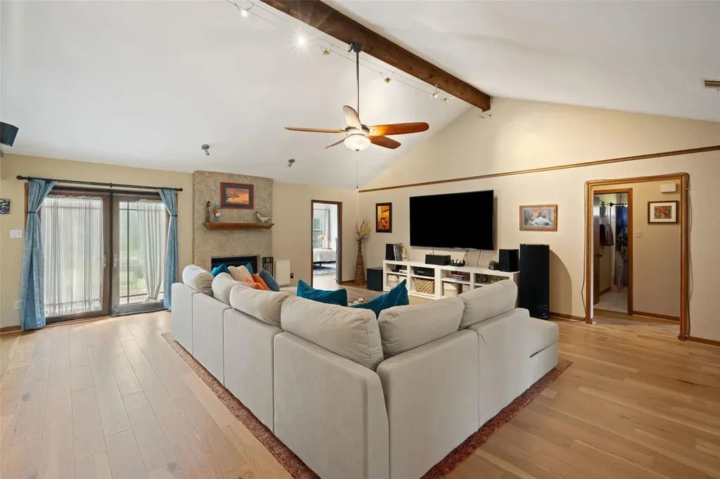 9905 Murmuring Creek Drive Austin TX 78736