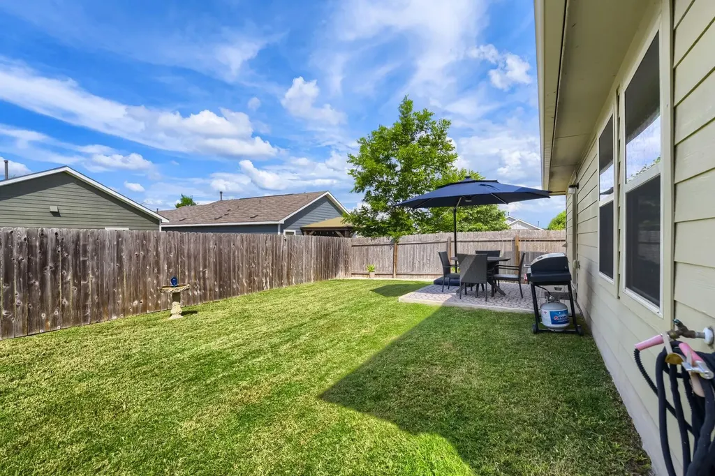 7216 Razors Edge Drive Austin TX 78744