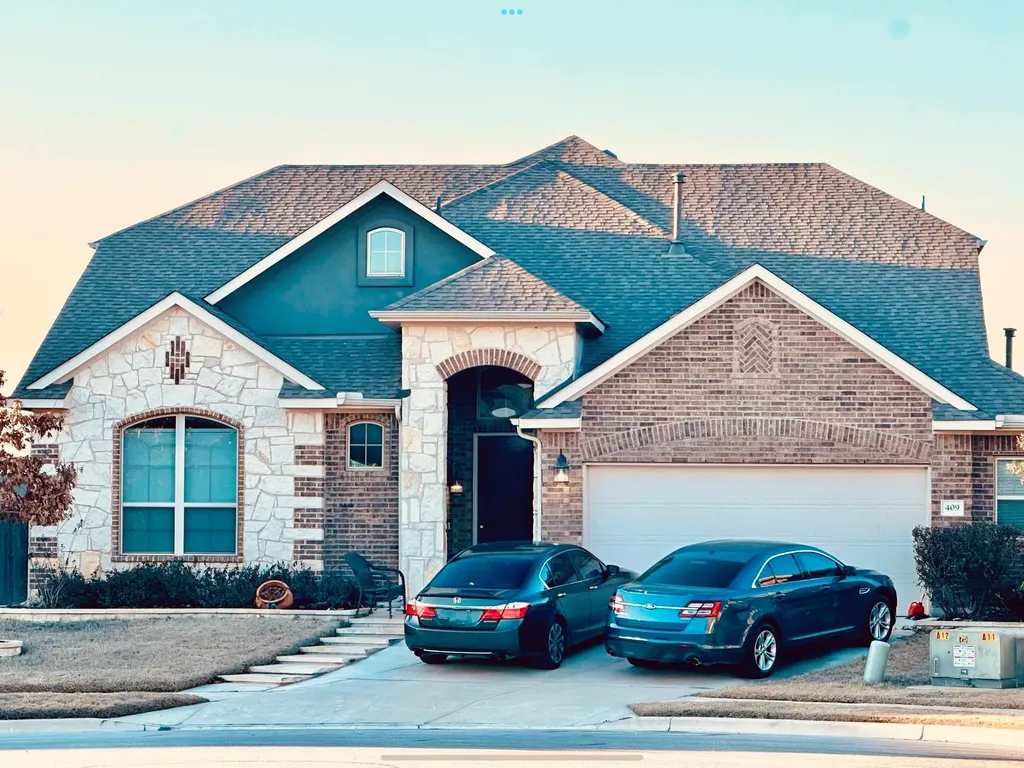 409 Betony Loop Buda TX 78610