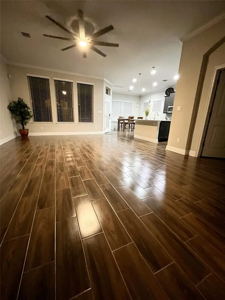 409 Betony Loop Buda TX 78610