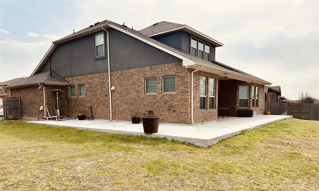 409 Betony Loop Buda TX 78610