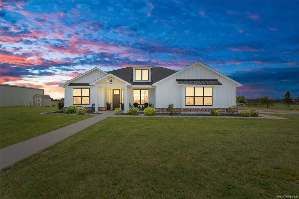 16649 Sypert School Road Holland TX 76534