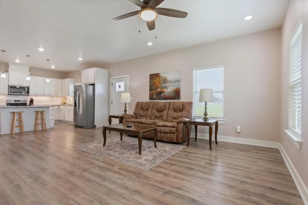 16649 Sypert School Road Holland TX 76534