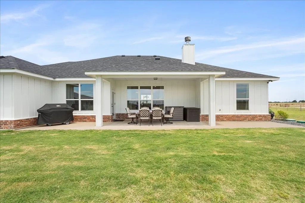 16649 Sypert School Road Holland TX 76534