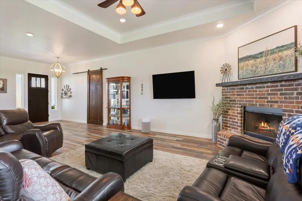 16649 Sypert School Road Holland TX 76534