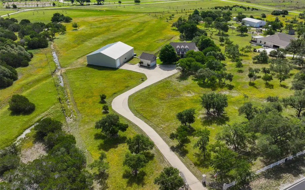 1950 County Road 245 Georgetown TX 78633