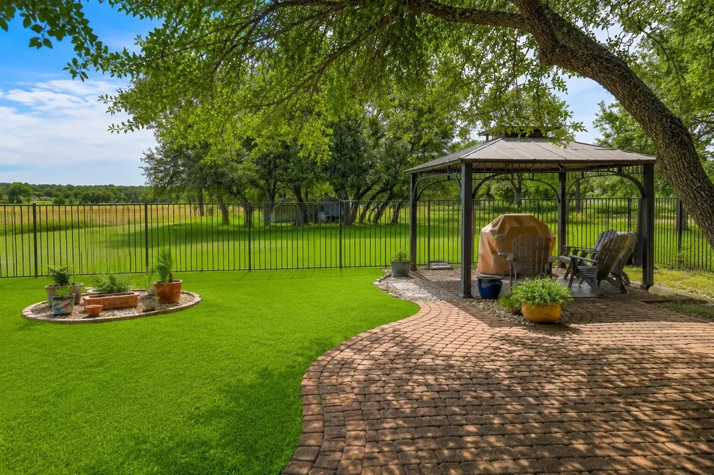 1950 County Road 245 Georgetown TX 78633