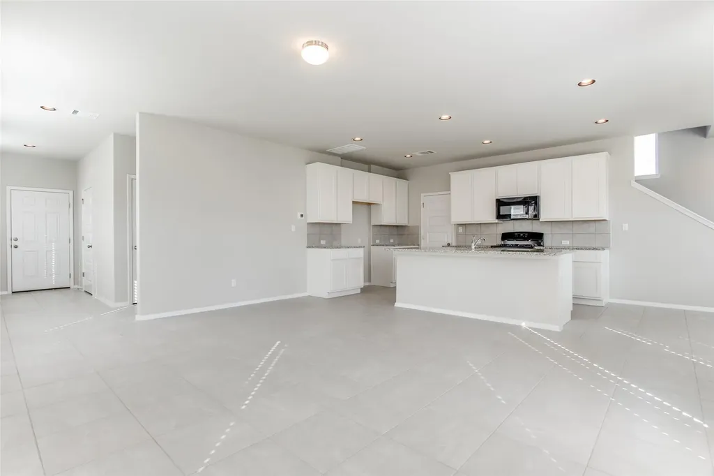 140 Living Reef Drive Maxwell TX 78656