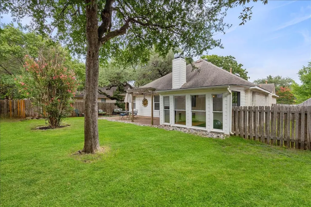 9012 Meacham Way Austin TX 78749