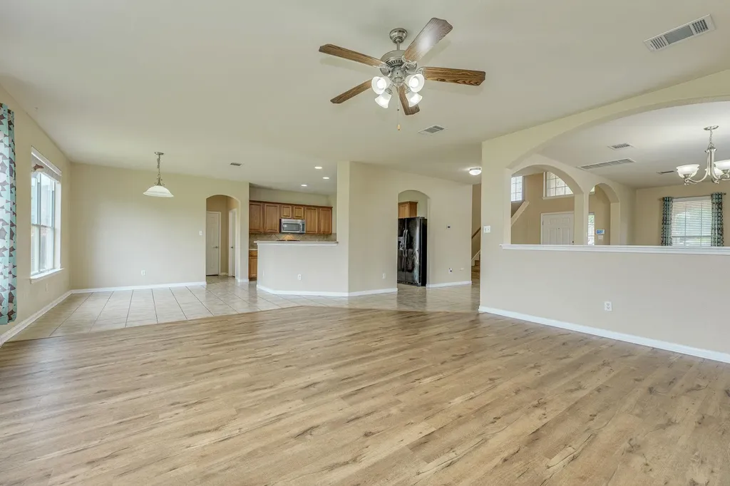 19617 Cheyenne Valley Drive Round Rock TX 78664