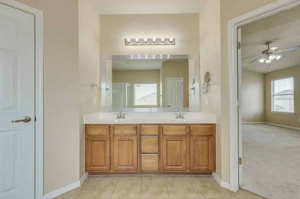 19617 Cheyenne Valley Drive Round Rock TX 78664