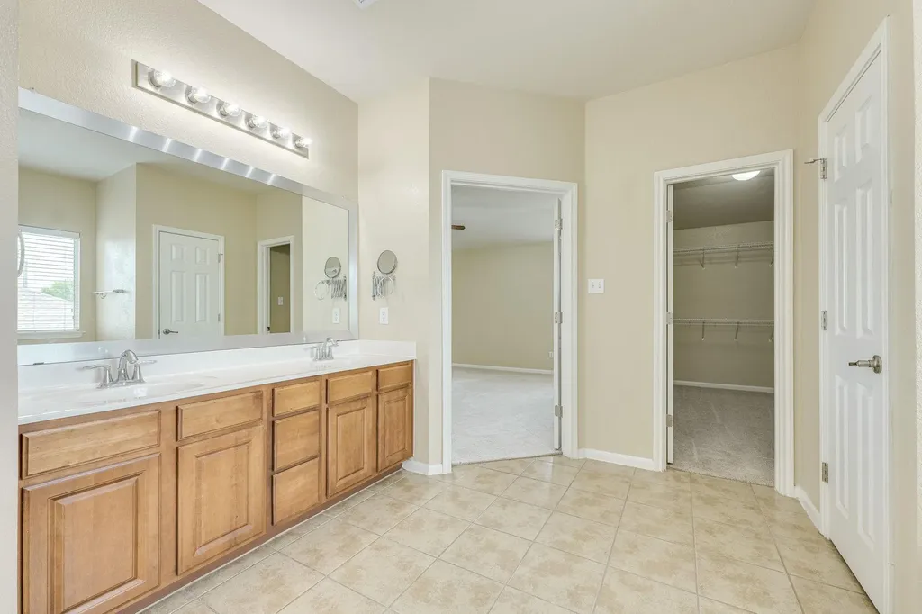 19617 Cheyenne Valley Drive Round Rock TX 78664