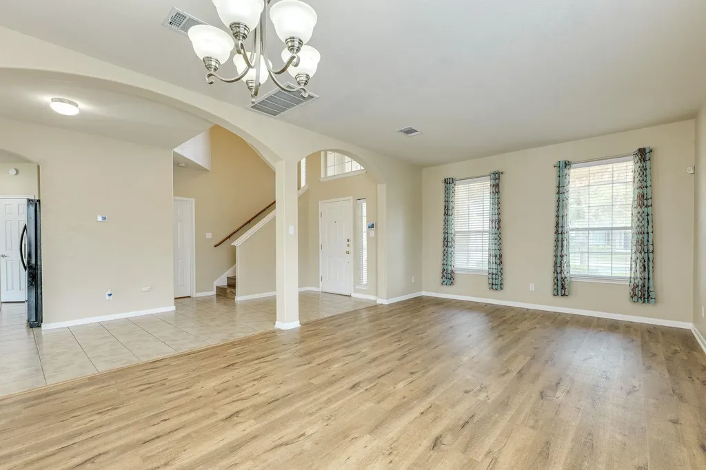 19617 Cheyenne Valley Drive Round Rock TX 78664